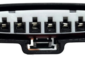 Arnes Cuerpo Aceleración Para Nissan March 4cil 1.6l 2012-19